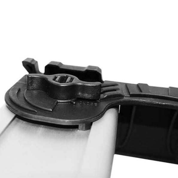 Graphia® Roller Banner Connectors