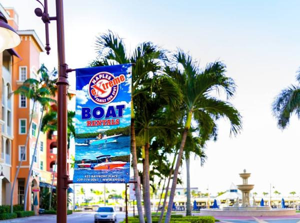 From first glance to first step: the power of signage in anchor store branding